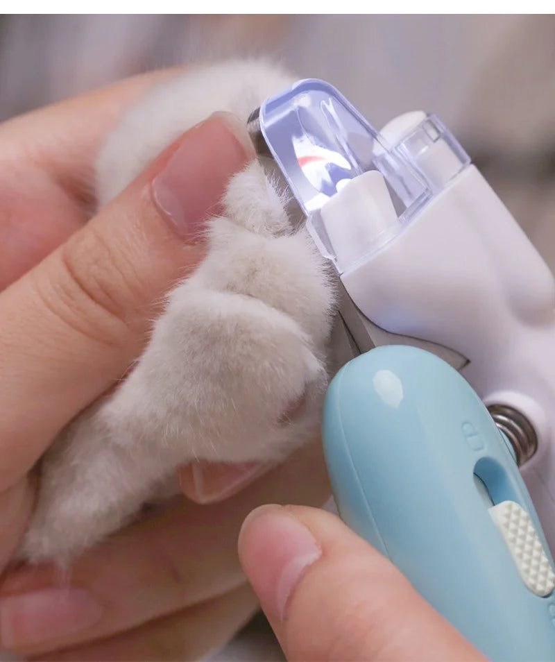 Cortador de unhas profissional para animais de estimação com luz LED, tesoura para aparar unhas de cães, gatos e pequenos animais.