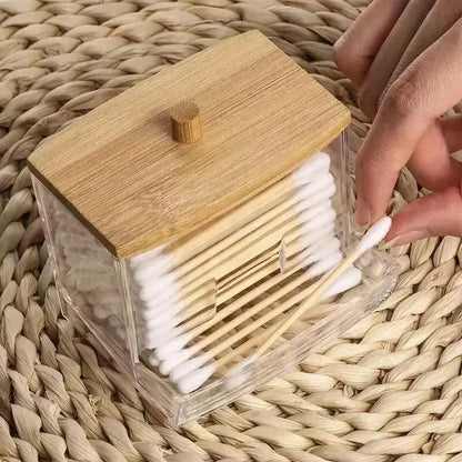 Caixa organizadora para cotonetes com tampa de bambu transparente quadrada, ideal para guardar cotonetes e palitos de dente.